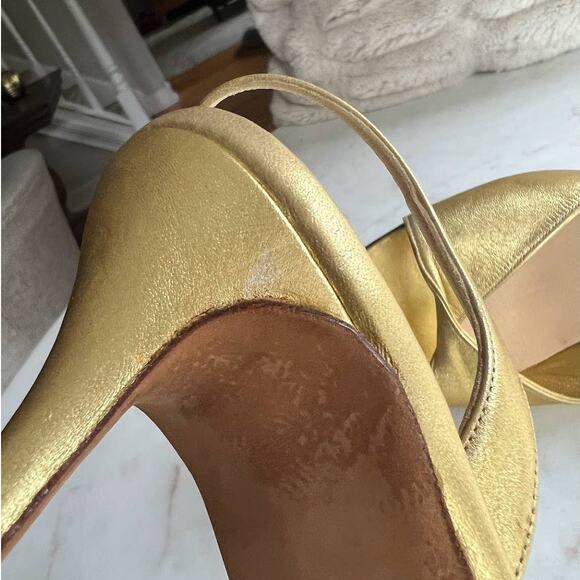 Vintage Manolo Blahnik Gold Slingback Heels - Picture 13 of 16